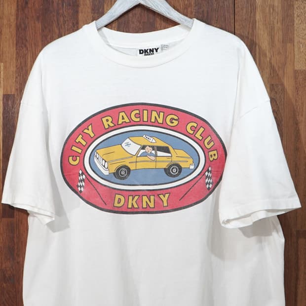DKNY 90s USA 택시 티셔츠