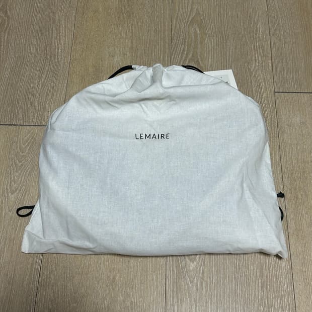 lemaire small croissant bag black