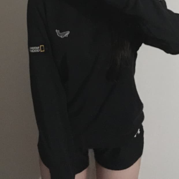 내셔널 지오그래픽 맨투맨