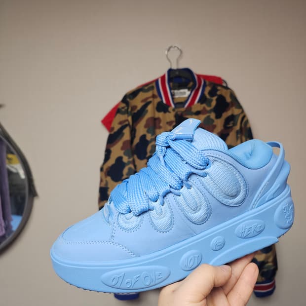 퓨마 콜라보 운동화