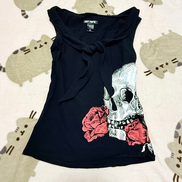 세일러 카라 고딕 해골 슬리브리스