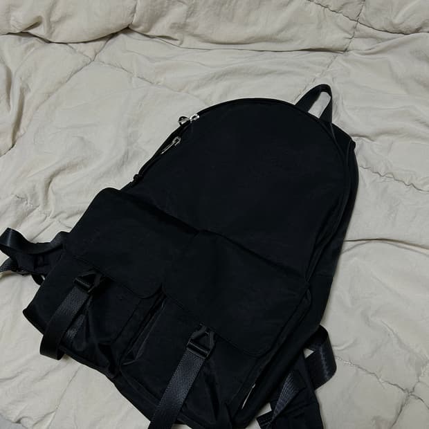 이우가마카라스 백팩