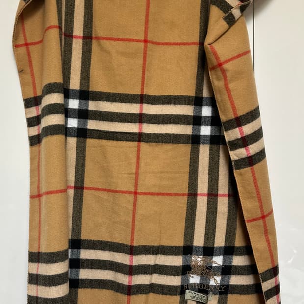 버버리 캐시미어  숄&머플러 클래식 체크