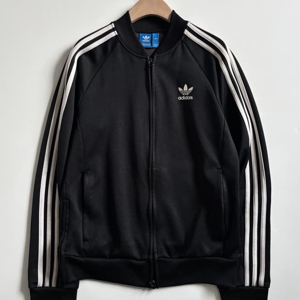 Adidas 아디다스 블랙컬러 슈퍼스타 릴렉스 2way 트랙탑