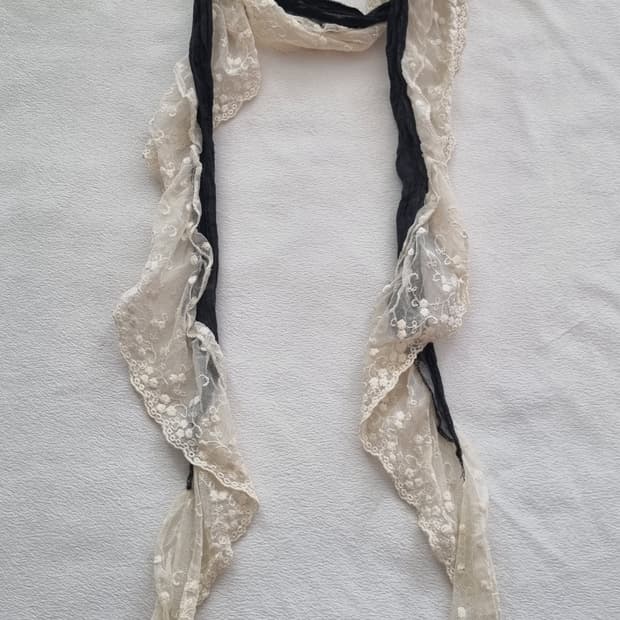 빈티지 공겜여주 고스 고딕 레이스 머플러