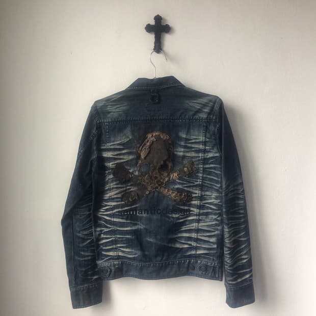 Roen x semantic design back skull washin