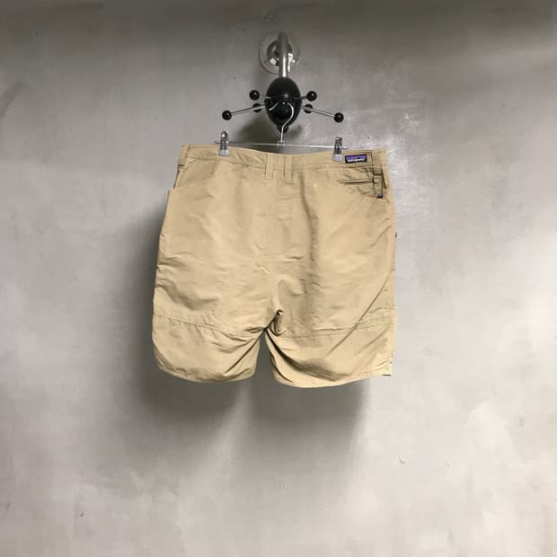 파타고니아 베이지 반바지 36