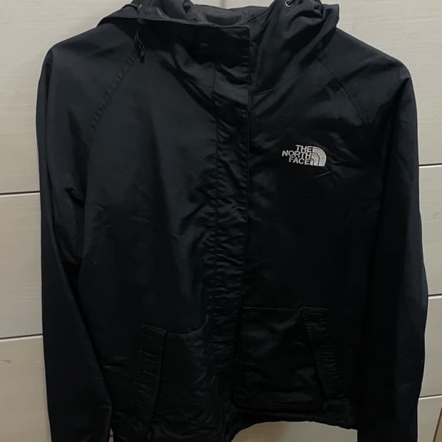 노스페이스 바람막이