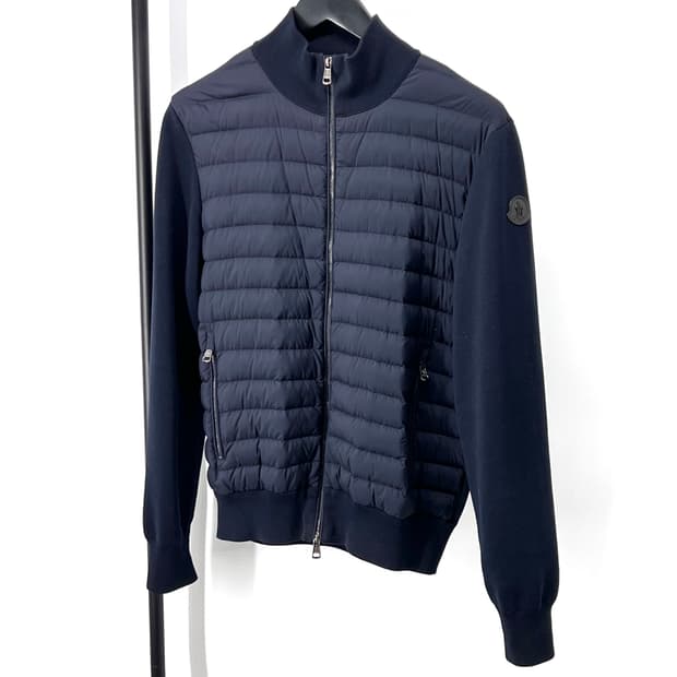 [M사이즈] 몽클레어 와펜 트리콧 니트패딩 네이비