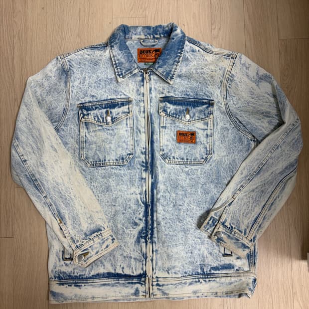 데우스엑스마키나 청자켓