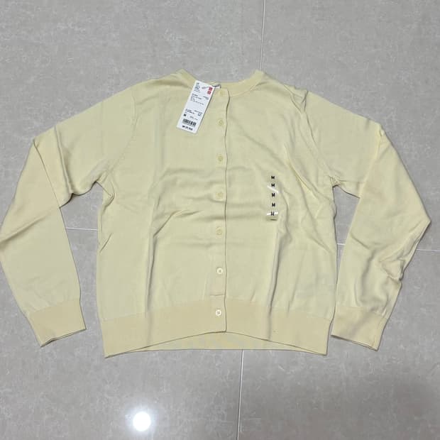 유니클로 버터색 가디건 새상품