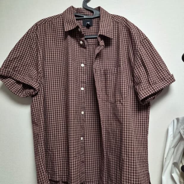 핀터맛 H&M 버건디 체크 반팔