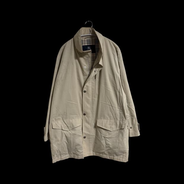 버버리 하이넥 필드 자켓