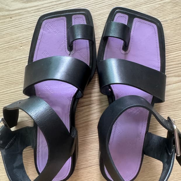 메종마르지엘라 샌들