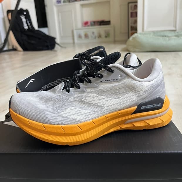 프로스펙스 런닝화 에너젯 플러스 240