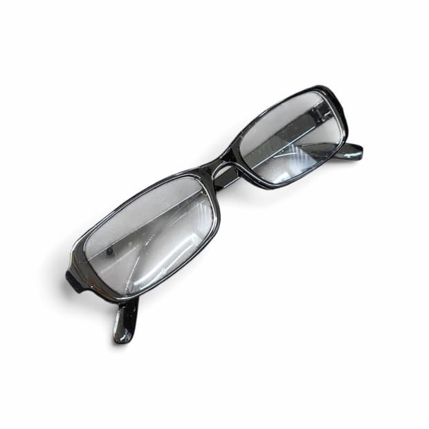 VINTAGE BLACK GLASSES