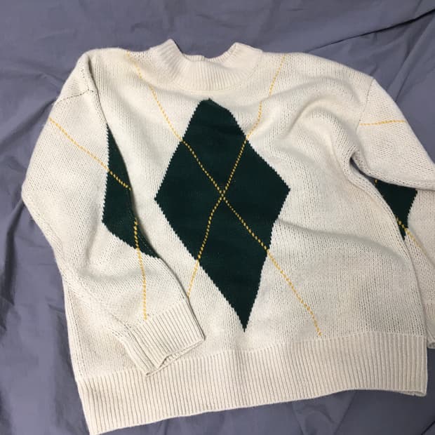 에잇세컨즈 아가일 니트 m