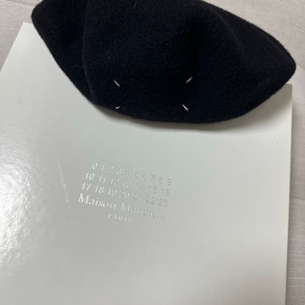 마르지엘라 베레모 블랙s사이즈 팔아요~