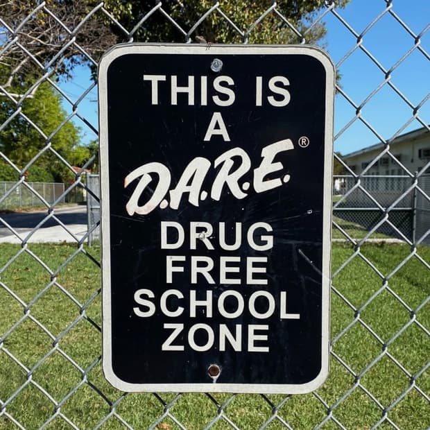 [L] 90s DARE 티셔츠