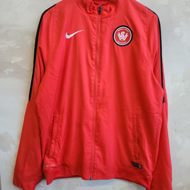 나이키 웨스턴 시드니 바람막이