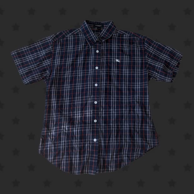 (이체시 에눌) 버버리 블루라벨 런던 노바체크 남색 반팔 셔츠 