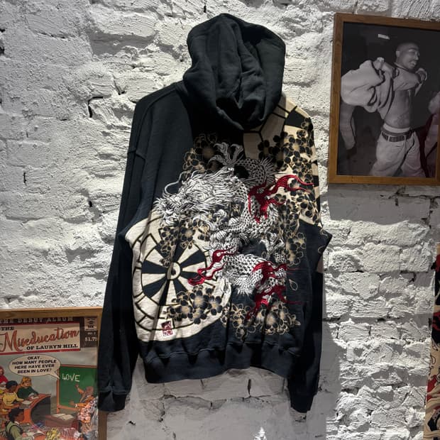 카라쿠리 타마시 빈티지 용자수 후드집업