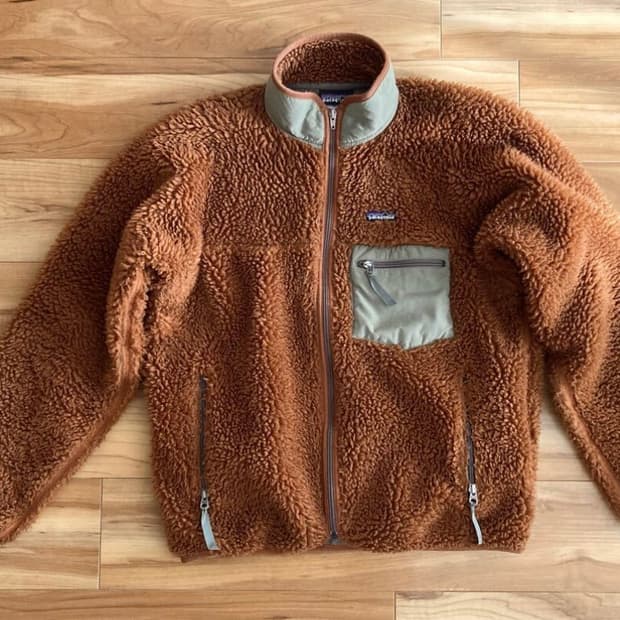 파타고니아 빈티지 딥파일 브라운 M(카멜사장님 착용)