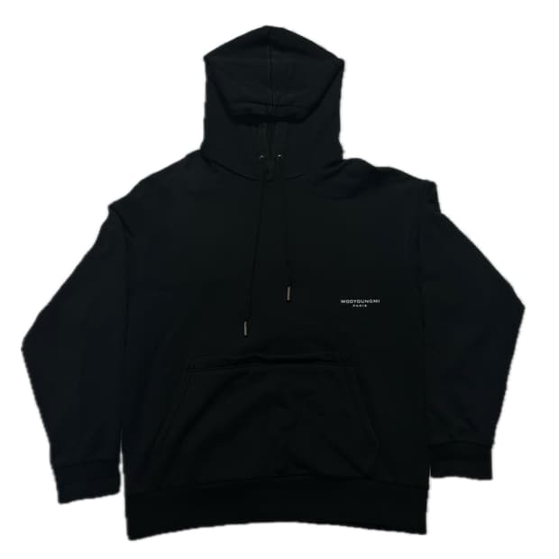 우영미 플라워 프린트 백로고 후드 블랙