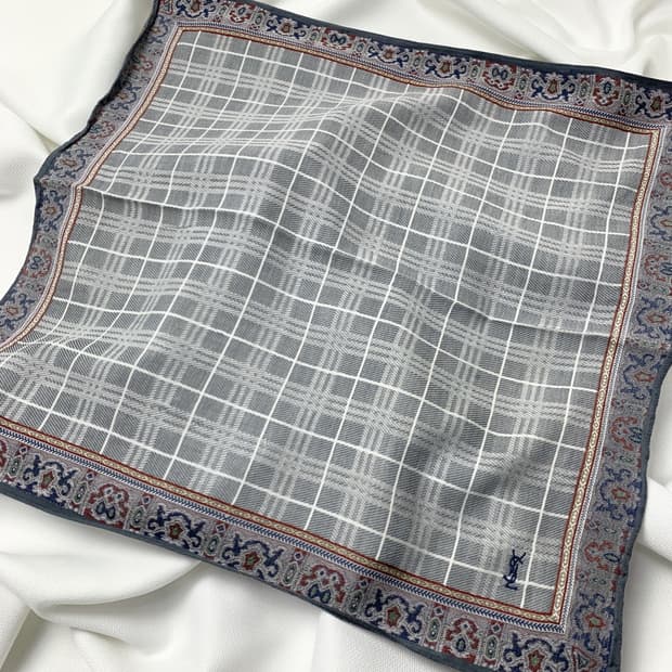 [정품] YSL 입생로랑 체크패턴 빈티지 쁘띠스카프 손수건