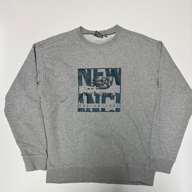 뉴발란스 빅 프린팅 오버핏 맨투맨 XL 그레이