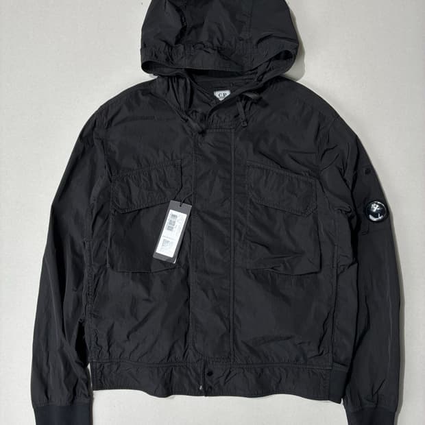 CP컴퍼니 크롬R 후드 렌즈 바람막이 자켓 블랙 L사이즈