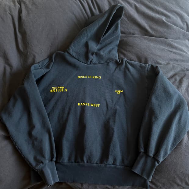 kanye west Jesus is king hoodie navy