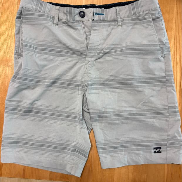 Billabong submersibles 반바지