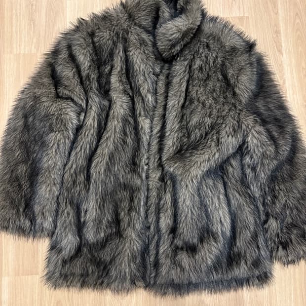 밀로우먼 퍼자켓