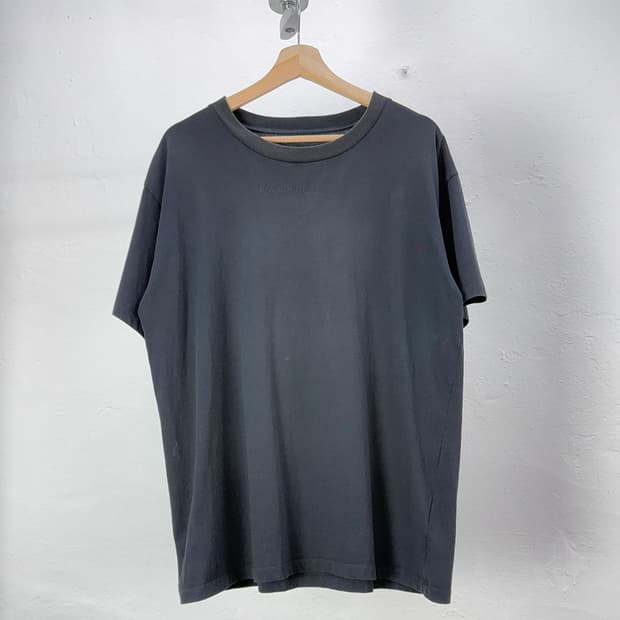 MM6 메종 마르지엘라 블랙 다잉 하프 티셔츠