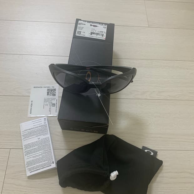 오클리 아이자켓 리덕스 블랙 