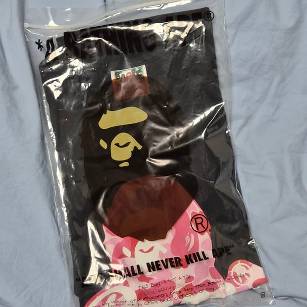 (새상품) BAPE 티셔츠 사이즈 M