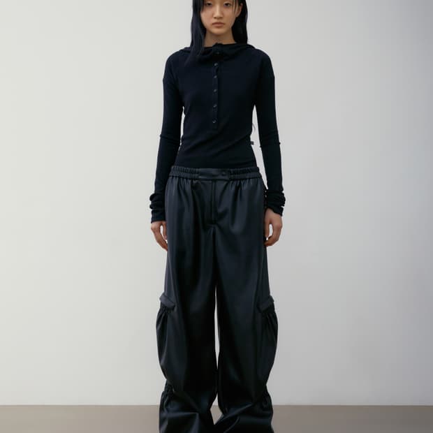 로우클래식 SHIRRING VOLUME LEATHER PANTS 팬츠