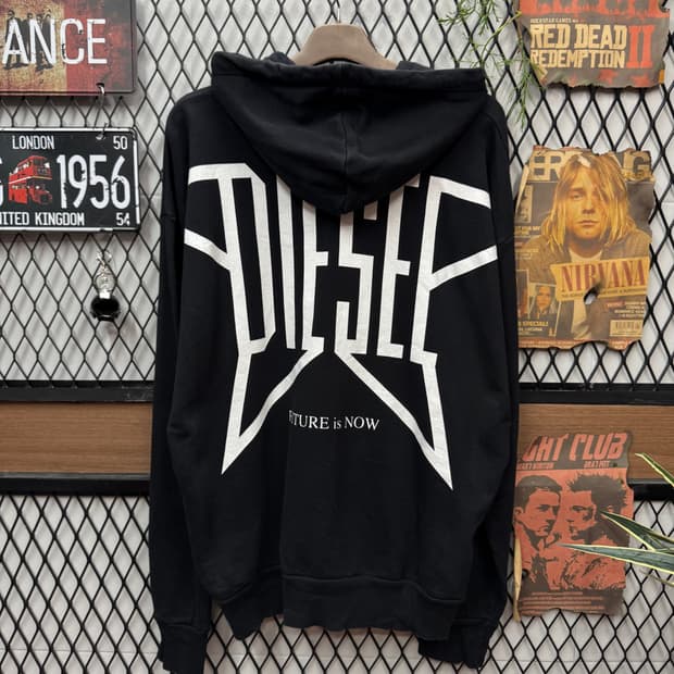 2019S/S 디젤 후드 집업 후면 스타 빅로고 포인트 블랙