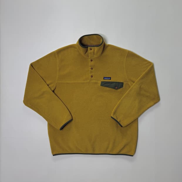 [L] 파타고니아 신칠라 플리스 후리스 골드 머스타드