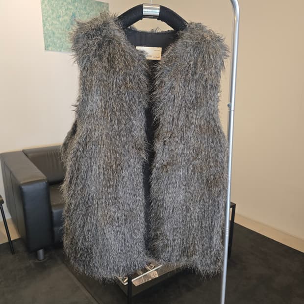 페이크퍼 베스트