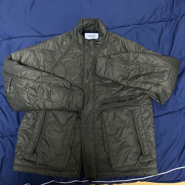 이스트로그 AIRBORNE 퀼팅 점퍼 L