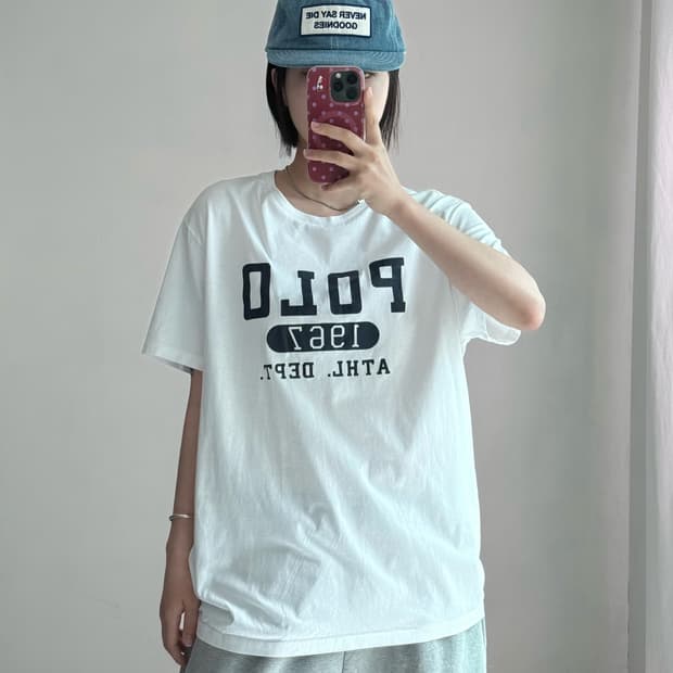 폴로 화이트 네이비 로고 반팔티