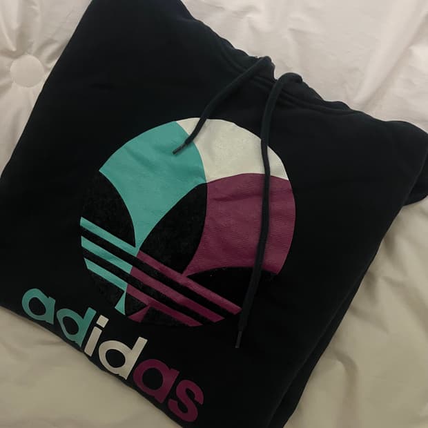 아디다스 후드티