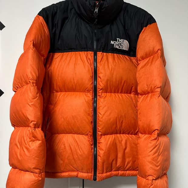 노스페이스 눕시 패딩 오렌지 색상 M