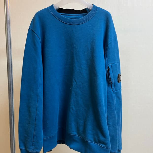 CP COMPANY 맨투맨