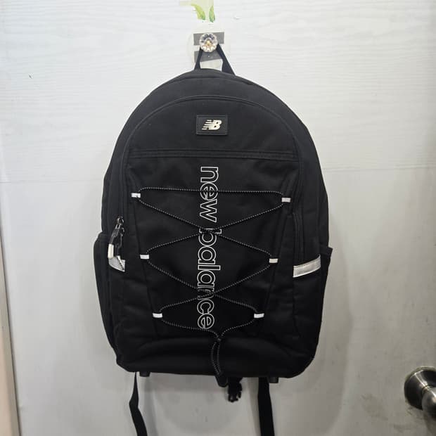 New balance 뉴발란스 백팩 가방! 디자인 이뻐요!~