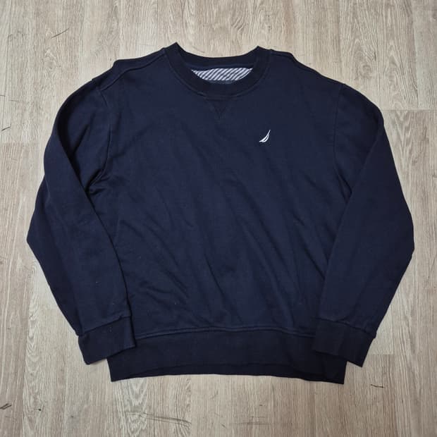 노티카 미니멀 로고 맨투맨 L(100)