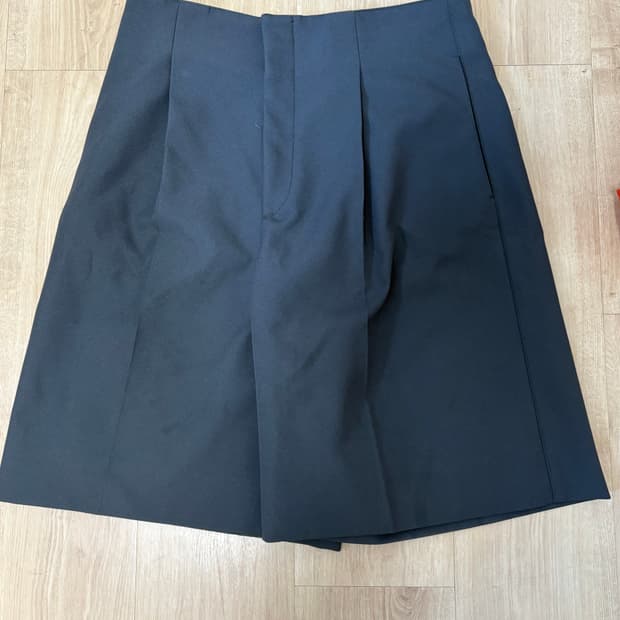 질샌더 버뮤다 쇼츠