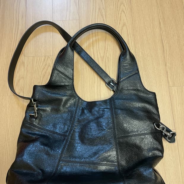 벨리에 프로치다백 가죽 블랙